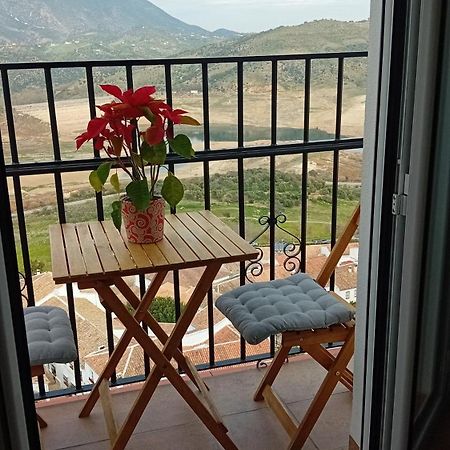 Casa Rural Plaza Zahara Buenas Vistas Zahara De La Sierra Dış mekan fotoğraf