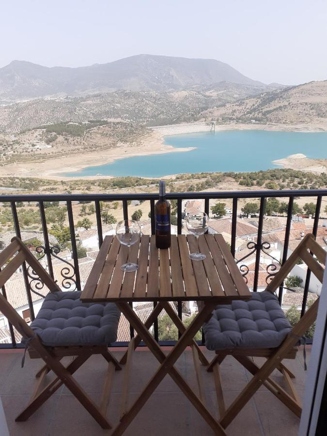 Casa Rural Plaza Zahara Buenas Vistas Zahara De La Sierra Dış mekan fotoğraf
